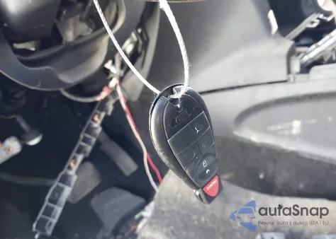 2011 Jeep Grand Cherokee Laredo из США, поврежденный, VIN 1J4RR4GGXBC717735